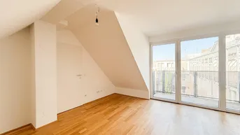 Expose GUT AUFGETEILTE 2 ZIMMER DG-BALKONWOHNUNG - INNENHOFSEITIG - LICHTDURCHFLUTET - GUTE U-BAHN ANBINDUNG