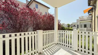 Expose STADTRAND - TRAUMHAFTE 4 ZIMMER FAMILIENWOHNUNG INKL. GARAGE UND BALKON IN GRÜNLAGE