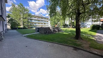 Expose Helles Büro mit 2 Räumen und WC mit Gartenblick in Innsbruck