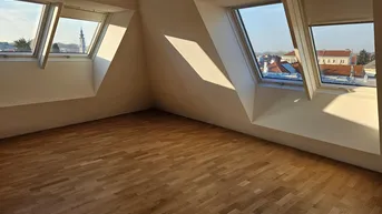 Expose kühle Dachgeschosswohnung ink. Garge in Fußgängerzone