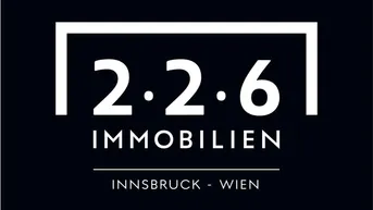 Expose 226 Immobilien: Stilvolles Wohnen in einer imposanten Villa