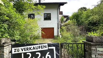 Expose 226 Immobilien: Sanierungsbedürftiges Haus in leichter Hanglage am Starkenbühel in 6073 SISTRANS
