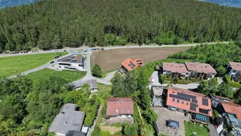 Expose 226 Immobilien: Sanierungsbedürftiges Haus in leichter Hanglage am Starkenbühel in 6073 SISTRANS