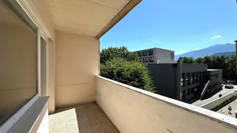 Expose 226 Immobilien: INNSBRUCK - renovierungsbedürftige 4-Zimmer-Wohnung mit Balkon Nähe der Innpromenade