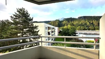 Expose 226 Immobilien: Sanierungsbedürftige 3-Zimmer-Whg. + separate Küche und Südloggia in VÖLS