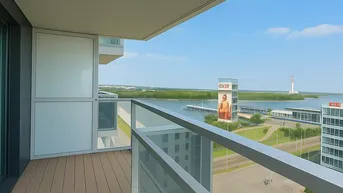 Expose Skyline trifft Wasserblick – Exklusives Apartment im MARINA TOWER
