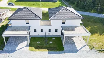 Expose Exklusive Doppelhaushälfte in Waldrandlage – Ihre Oase für stilvolles Leben &amp; Investition