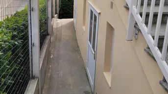 Expose BADEN-STADT 2-Zimmer Altbauwohnung mit Terrasse in Grünruhelage