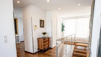 Expose Elegante Wohnung im historischen Wiener Altbau mit Panoramablick und Terrassen