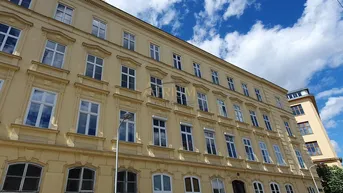 Expose Helle, renovierungsbedürftige Altbau-Stadtwohnung - Nähe Radetzkyplatz - 1030 Wien