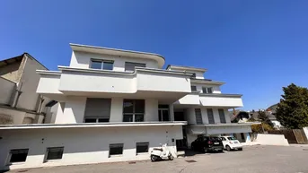 Expose moderne Ordinationsräume mit Blick am Schlossberg | großzügige Außenflächen