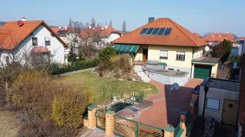 Expose Gemütliches Haus mit Pool und herrlichem Garten I Garage I Sauna I moderne Pelletsheizung