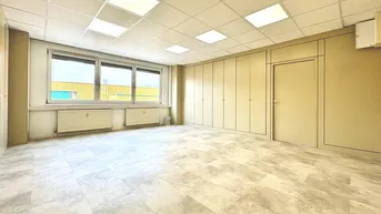 Expose 3 separate Büroräume I Photovoltaikanlage I renoviert I Parkplätze I tolle Anbindung