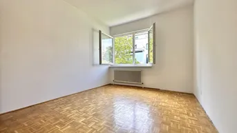 Expose Sehr geräumige zentral begehbare 4 Zimmer mit sonniger Loggia - Familien- oder WG-Wohnung in Ruhelage mit Erweiterungspotential - Garagenstellplatz