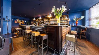 Expose Gastronomielokal in TOP-Lage!! U3-Nähe I breitflächige Fensterfronten I enormes Potential I riesiges Lager I