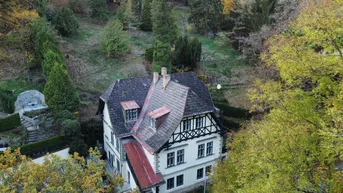 Expose Außergewöhnliche Villa in absolut ruhiger Waldrandlage I Rund um Natur pur nahe Lainzer Tiergarten I Ausbauen+sanieren