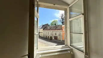 Expose ALL INCLUSIVE MIETE: ca. 22m² Büro + Besprechungsraum! Glasfaser-Internet, Parkplatz etc.! PROVISIONSFREI!
