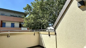 Expose STUDIO-WOHNUNG mit Balkon! I Stellplatz in hauseigener Tiefgarage I hochwertige Einbauküche I Fußbodenheizung I bodenebenerdige Dusche I U1 ca. 13 min. mit Öffis