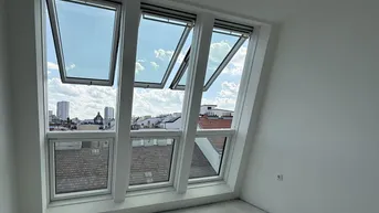 Expose Erstbezug im neugebauten DG I Luftwärmepumpe I Grenze zum 3. Bezirk - Arsenal I Außenfläche mit Weitblick &amp; Innenhoflage I 3-fach Verglasung mit Sonnenschutzelementen I Schlüsselfertig