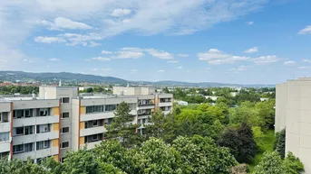Expose Hochwertig renovierte Vierzimmerwohnung mit fantastischem Fernblick. Einziehen und Wohlfühlen!