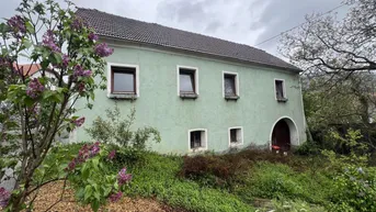 Expose Dein Projekt - Wachau Lage - Dreikanthof - 934m² großes Grundstück