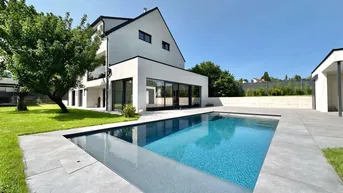 Expose Villa mit Chic und Charme zwischen Himmel und Wien und mit Lift I Skylineblick auf Wien I Salzwasserpool I Designerküche I