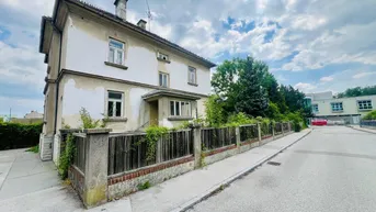Expose TOP-Lage nähe Stadtzentrum! Sommeraktion! Sanierungsbedürftig mit Ausbaupotential! Studie für 4 Wohneinheiten mit DG-Ausbau vorhanden!