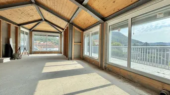 Expose DG-Ordination über den Dächern Hainburgs mit direktem Blick auf den Schlossberg | Rundumterrasse, ca. 136m² | noch frei gestaltbare Raumaufteilung