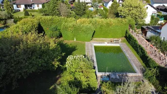 Expose Großes Grundstück für 2 Doppelhäuser oder mehr: Ihre Chance auf 3787 m² ein Projekt zu verwirklichen!