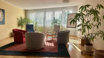 Expose Attraktive Praxis in Mödling: 102m² plus Garagenstellplatz, top gepflegt!