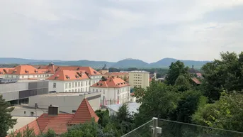 Expose Saniertes Reihenhaus in der Nähe der Donau Uni und Campus mit Blick über Krems