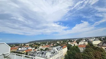 Expose Charmante, vollrenovierte 4-Zimmer-DG-Wohnung mit 2 Terrassen und Fernblick!