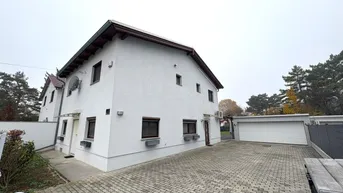 Expose U-Bahn-Nähe | Traumhaftes Zweifamilienhaus mit Pool, Garten &amp; Garage – Wohnen mit Stil