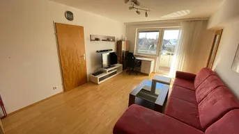 Expose Helle, große Wohnung in ruhiger Lage