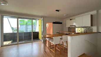 Expose Familienfreundliche Maisonette-Wohnung mit 3 Schlafzimmern und gemütlicher Loggia