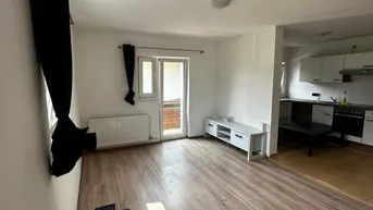 Expose *Grosszügige Wohnung mit 3 Schlafzimmern *