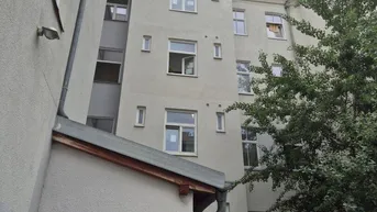 Expose Zinshaus mit befristet vermieteten Einheiten und Jahresrohertrag von ca. 206.000 Euro