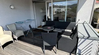 Expose Traumwohnung mit Seeblick und eigenem Badestrand mitten in Pörtschach