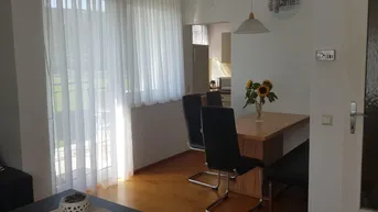 Expose Moderne 2-Zimmer Wohnung mit Balkon und Garage