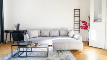Expose Exclusively furnished 81m² apartment with 2 rooms near ROCHUS MARKET