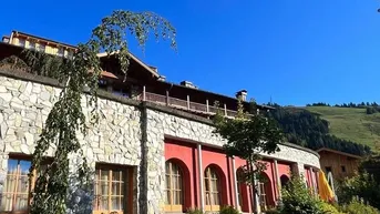 Expose A beautifully finished alpine residence set in the heart of Hinterthal