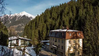 Expose A very unique business opportunity to purchase an operating guesthouse in beautiful Bad Gastein