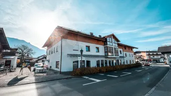 Expose Dachgeschoss Mietwohnung im Herzen von Niederndorf