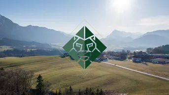 Expose Gewidmetes Gewerbegrundstück am Niederndorferberg mit Panoramablick