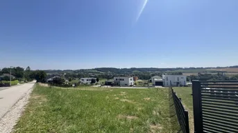 Expose Südhang Grundstück mit Weitblick in Pichl bei Wels