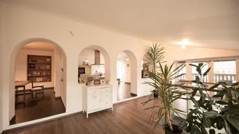 Expose Helle XXL Wohnung mit 2 Terrassen und vielen Extras - Top Preis