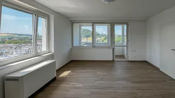 Expose Wohnen mit Aussicht: Helle 2-Zimmer-Wohnung im 7. Stock mit Fernblick