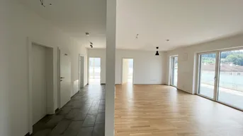 Expose 3 Zimmer Dachterrassenwohnung - 85m² - mit 71,51 m² großer Terrasse - Tiefgarage - Schlüßlberg Hauptstraße 20 - Top 12