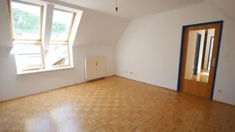 Expose Ihr Wohlfühlparadies zur Miete! Auffallend gloriose Dreizimmerwohnung am Hauptplatz in Frohnleiten. Haustiere erlaubt.
