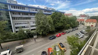 Expose Studenten aufgepasst: Charmante kleine Wohnung inklusive BALKON in direkter Nähe zur KF-Uni zu vermieten!
